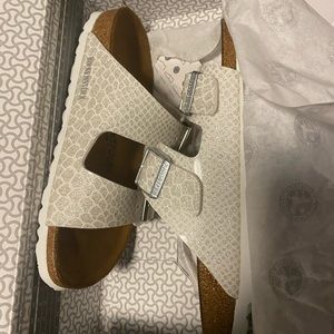 Women’s Birkenstock Arizona